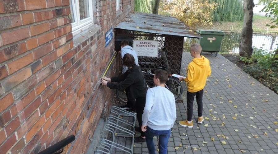 licealiści w starostwie (5)