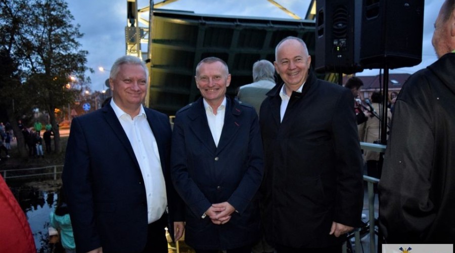 otwarcie mostu zwodzonego nowy dwór gdański (38)