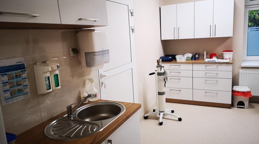 remont przychodni stegna (7)