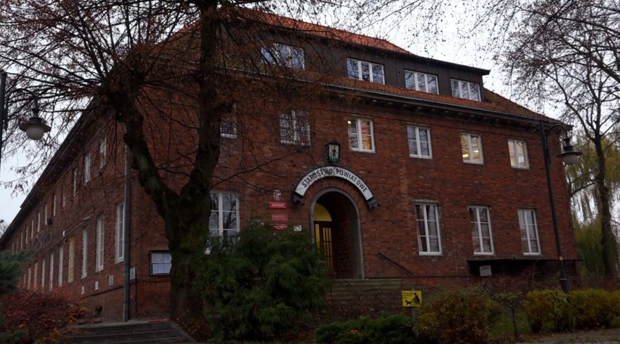 Bookcrossingowa przestrzeń w budynku Starostwa Powiatowego już gotowa (4)