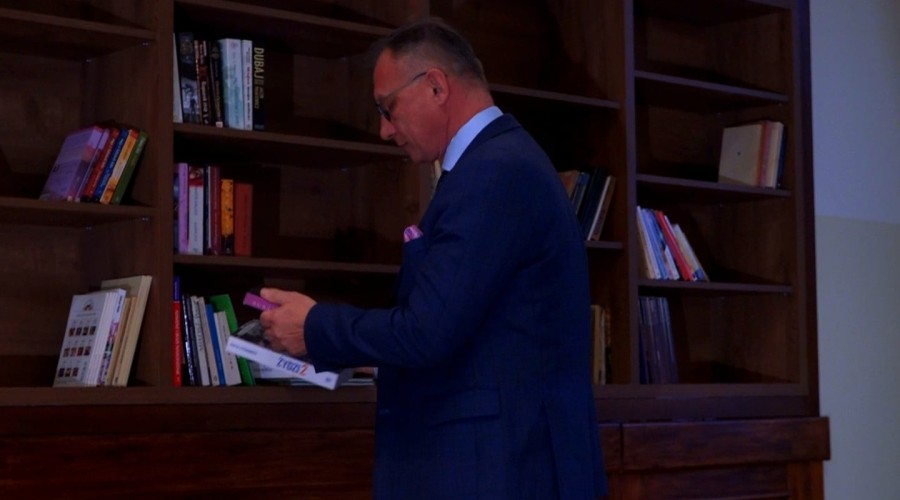 Bookcrossingowa przestrzeń w budynku Starostwa Powiatowego już gotowa (9)