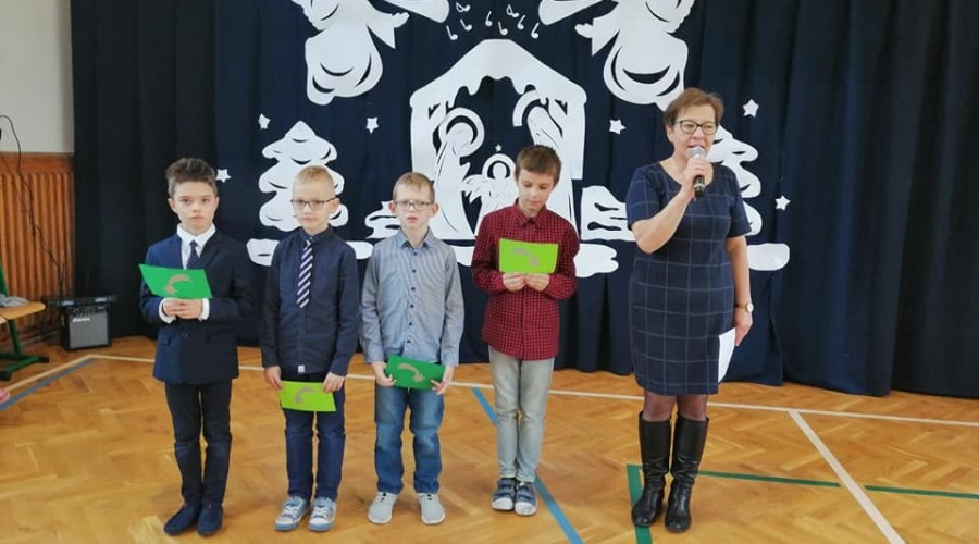 Stegna. Jasełka i kiermasz bożonarodzeniowy (1)