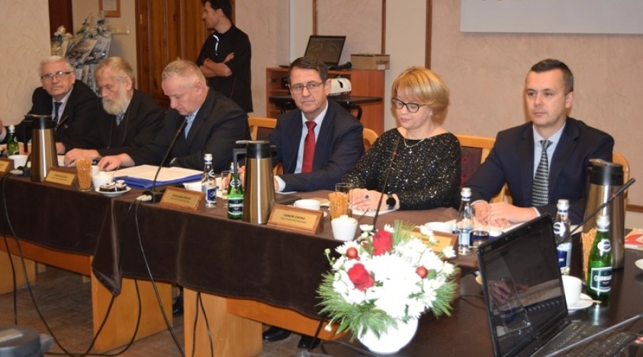 sesja budzetowa powiat nowodworski0113