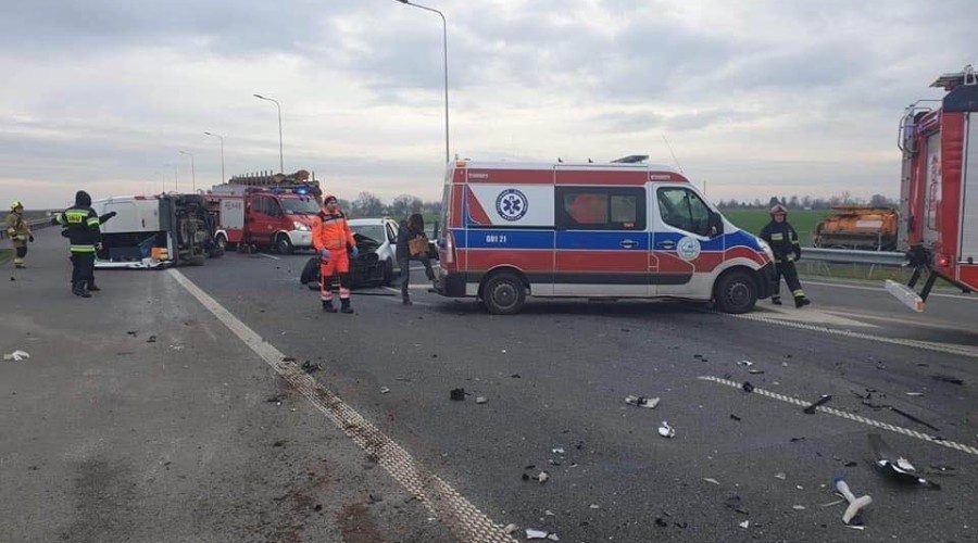 fot. osp ndg wypadek s7 (1)