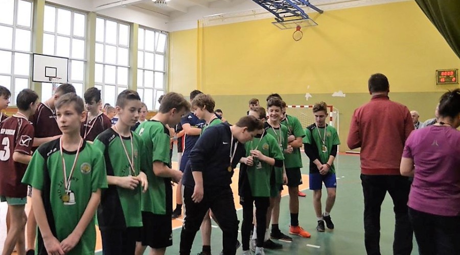 Powiatowe Igrzyska Młodzieży w Piłkę Ręczną (2)