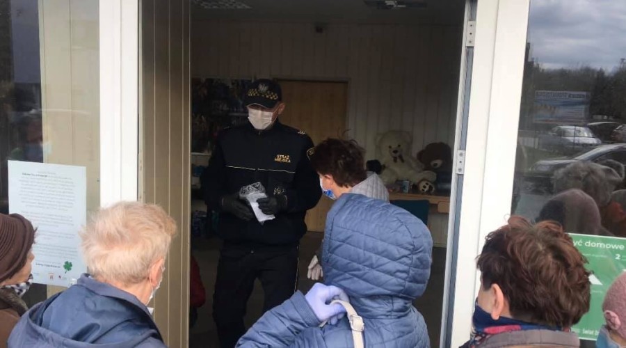 darmowe maseczki seniorzy (8)