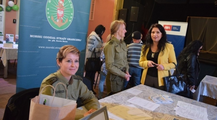 Nowodworskie-targi-pracy01