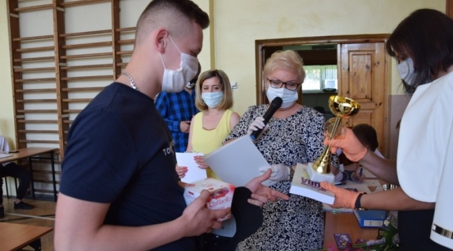 koniec roku szkolnego zespół szkół45