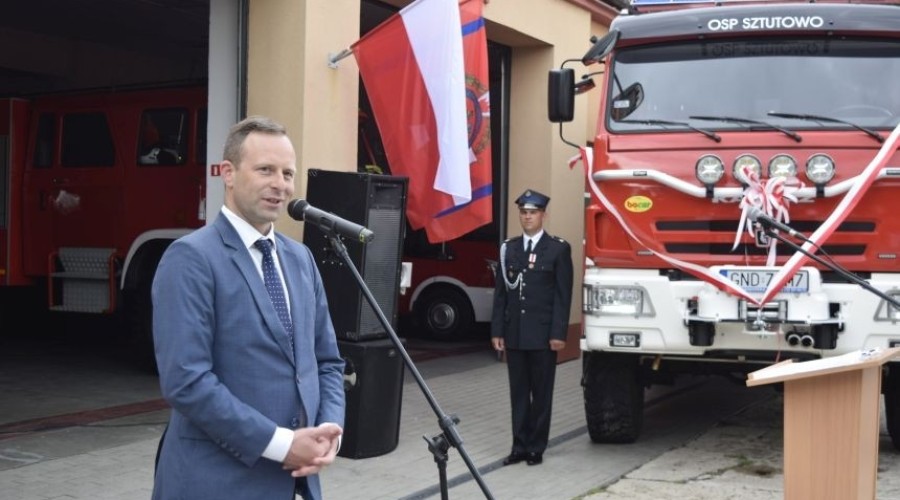 nowy wóz osp sztutowo (16)