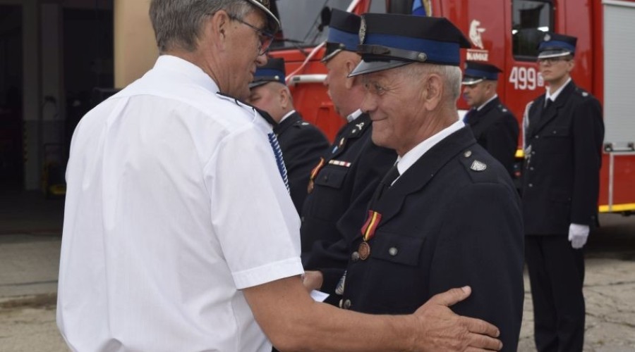 nowy wóz osp sztutowo (2)