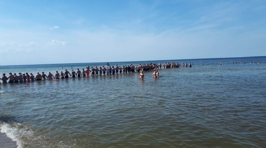 DCA4A9DB-D5E4-4B77-BE11-2836EB2A5A6C