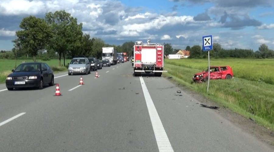 wypadek solnica dk7 (2)