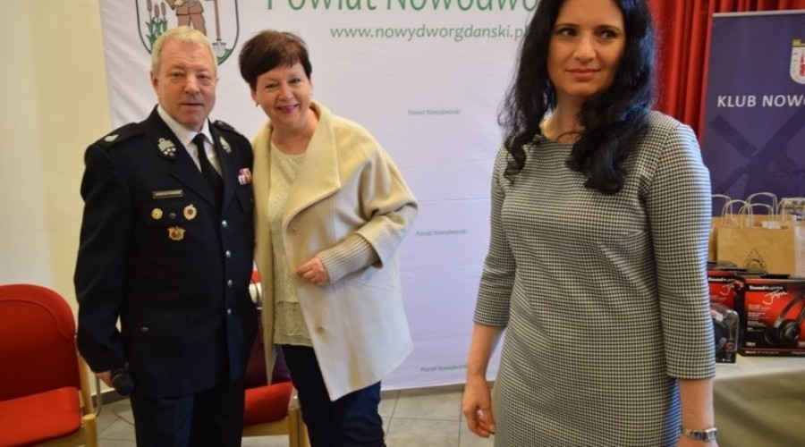 młodzież-zapobiega-pożarom001026