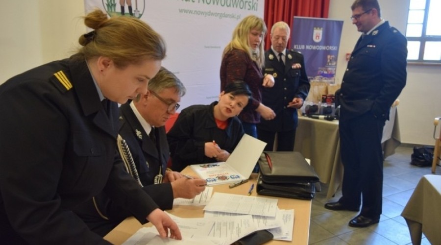 młodzież-zapobiega-pożarom001071