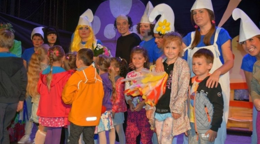 teatr bez kurtyny smerfy (6)