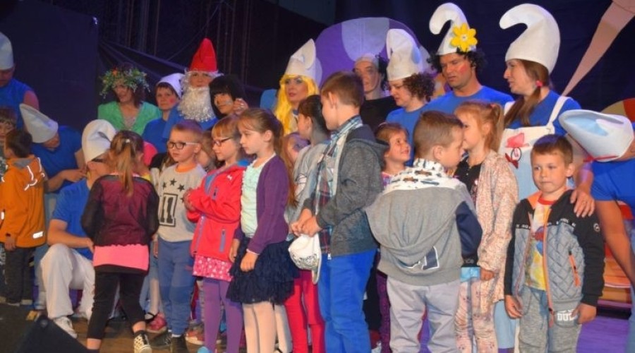 teatr bez kurtyny smerfy (7)