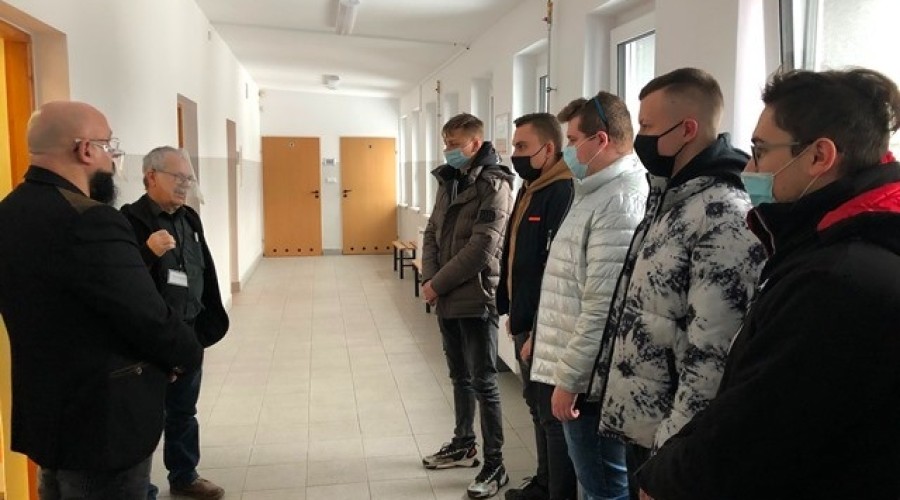 Egzaminy zawodowe w Zespole Szkół   (10)