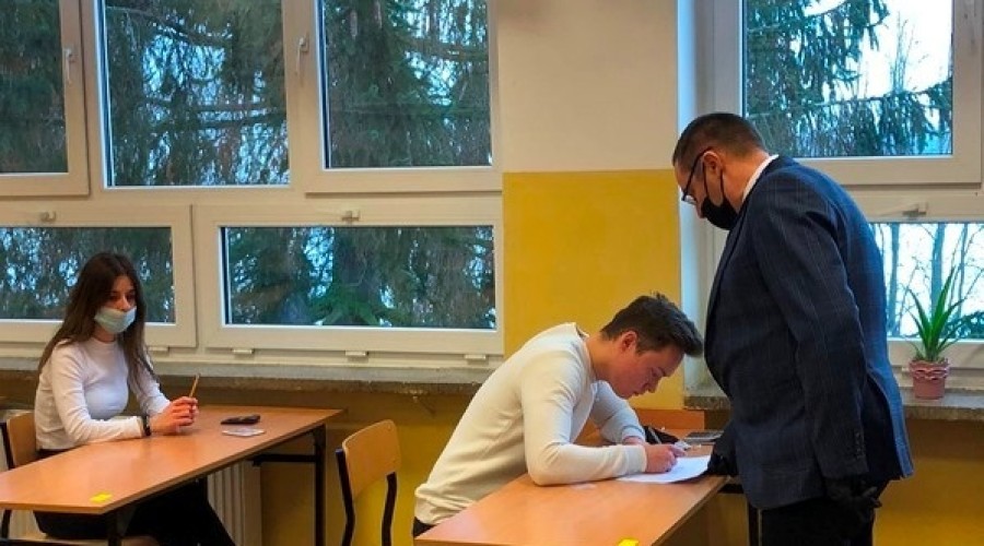Egzaminy zawodowe w Zespole Szkół   (3)