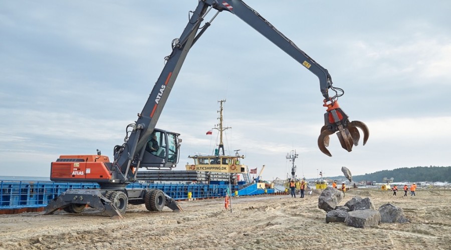 przekop mierzei wiślanej transport kamienia06