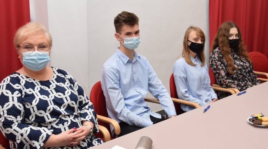 Nowy Dwór Gdański. Młodzieżowa Rada Miejska rozpoczęła pierwszą kadencję27