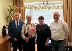 Nowy Dwór Gd. 90 lat życia pełnego oddania i miłości – wyjątkowy jubileusz pani Janiny Sztal