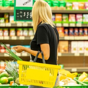 Ceny w sklepach wciąż rosną szybciej niż inflacja. W lutym wzrost wyniósł średnio 3,8% rdr.