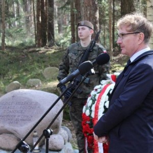 86. rocznica egzekucji działaczy Polonii Gdańskiej w Muzeum Stutthof. Hołd dla ofiar niemieckich zbrodni