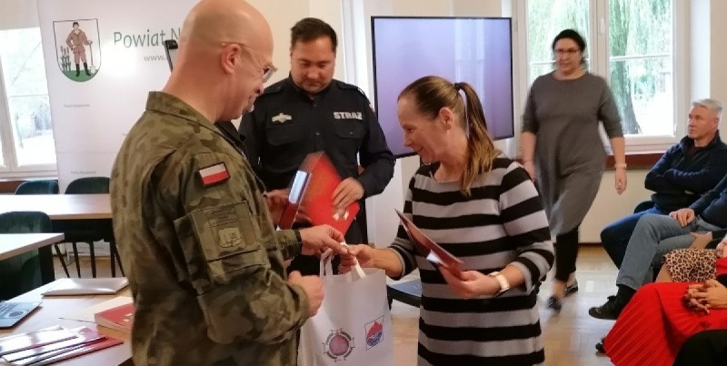 Szkolenie z Ochrony Ludności i Obrony Cywilnej wzmacnia bezpieczeństwo w powiecie nowodworskim