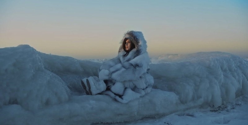 Premiera teledysku Roxie Węgiel. Zimowe kadry powstały w Mikoszewie