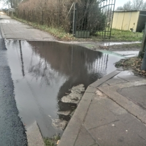 Żuławki. Utrudnienia związane z remontem drogi. Ruch wahadłowy.
