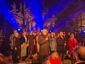 Koncert pt.”Gwiazdo, świeć, kolędo leć" z udziałem gwiazd w stegnieńskim kościele.