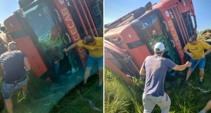 Groźnie wyglądający wypadek w Dworku. Kierowcy ruszyli na pomoc, zanim przyjechały służby