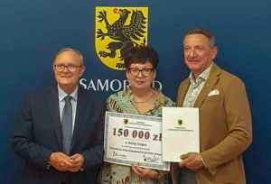 Gmina Stegna. Kolejne środki pozyskane na modernizację dróg dojazdowych do gruntów rolnych.