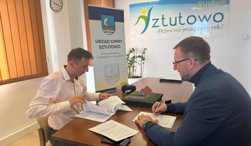 Sztutowo stawia na sport. Podpisano umowy na rozwój kultury fizycznej