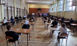 Nowodworscy maturzyści z Pomorza powyżej średniej – jak poradzili sobie w 2025 roku?