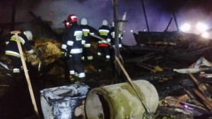 Rakowiska. Pożar stodoły, zagrożony był budynek mieszkalny -30.10.2017