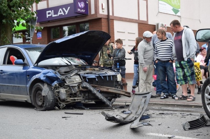 Nowy Dwór Gd. Wypadek na ul. Sikorskiego.