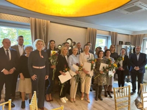 Nowy Dwór Gd. Uhonorowanie nauczycieli i dyrektorów z okazji Dnia Edukacji Narodowej