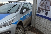 Sceny jak z filmu na Żuławach! Strzały w opony i pogoń za kierowcą który zepchnął radiowóz.