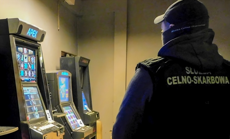 Koniec gry - nielegalne automaty pod kontrolą KAS