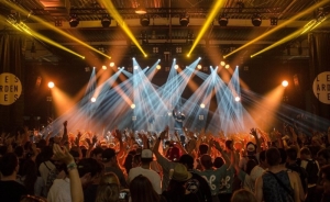 Lato 2025 w Krynicy – koncerty, plaża i zabawa