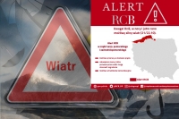 Alert RCB dla dwóch województw przed silnym wiatrem.